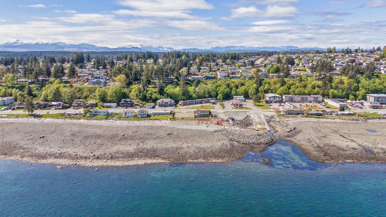 Big Rock Motel Campbell River Exterior photo